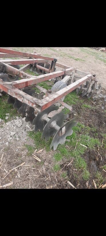 əyləc diski: Aqrotexnika: dartılan diskli mala (diskli borona) Təyinat: - Torpağın — 3