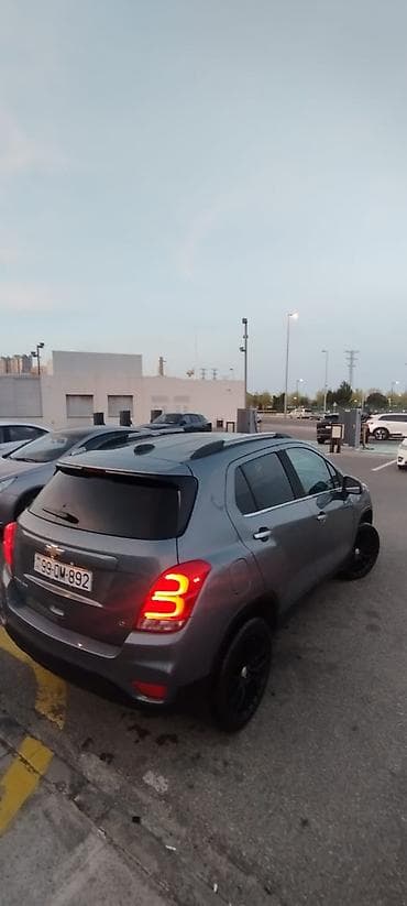 spoyler satilir: Chevrolet Tracker: 1.4 l | 2019 il 100 km Krossover — 7
