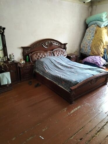 qara qarayev: Əmircan qəs. 3 otaqlı, 150 kv. m — 7