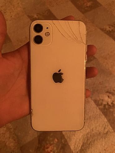 iphone 80: IPhone 11, 64 GB, White Titanium — 1