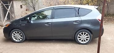 prius salon: Maşın çox səliqəli idarə olunub. Bütün qulluqları (yağ, filtrlər) — 10