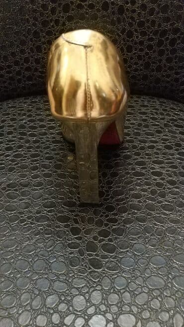 школьные туфли: Туфли, Размер: 40, цвет - Золотой, Новый — 1