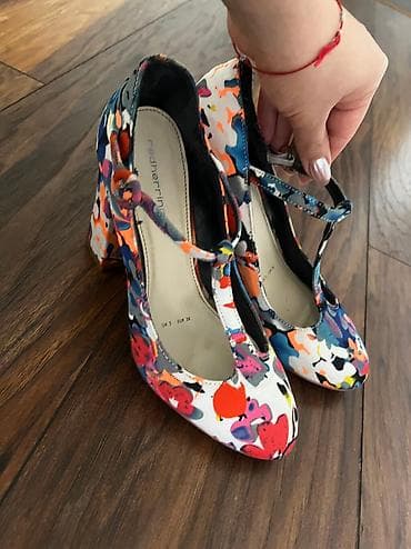 Tuflilər: Tuflilər, Ölçü: 38, rəng - Ağ, İşlənmiş — 3