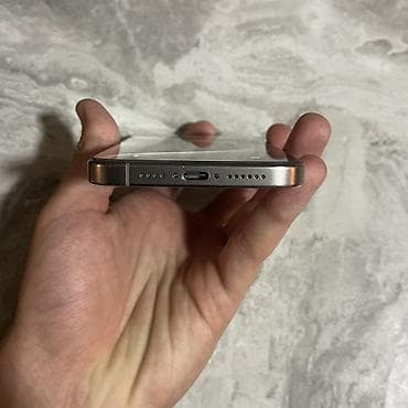 mini playstation: IPhone 15 Pro Max, 512 GB, Natural Titanium, Simsiz şarj — 4