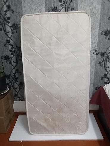 matras taxt: Uşaq çarpayısı üçün döşək - Ölçü: təxminən 150×60 sm (uşaq — 2