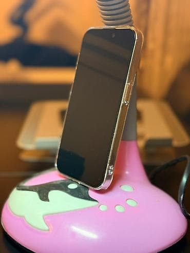 kamera kredit: IPhone 15 Pro, 256 GB, Natural Titanium — 3