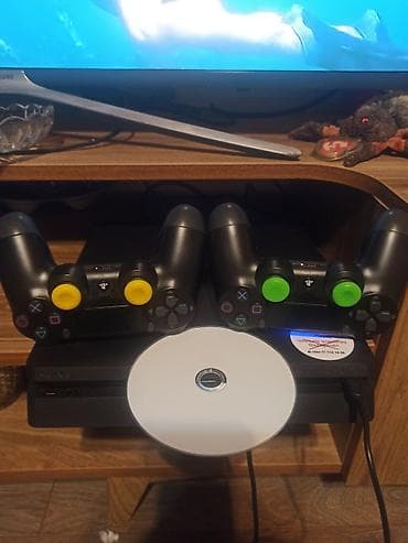 iphone 11 teze: Sony PlayStation 4 oyun konsolu seti - PS4 konsol 500gb 5 oyun içində — 1