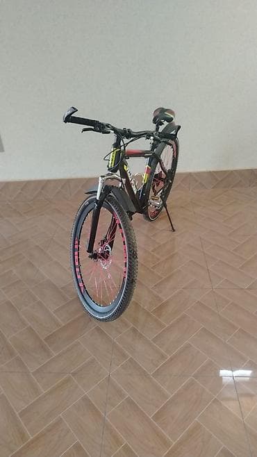 suru: Velo Puma dağ velosipedi - Geniş alüminium tipli gövdə, idman yönümlü — 3