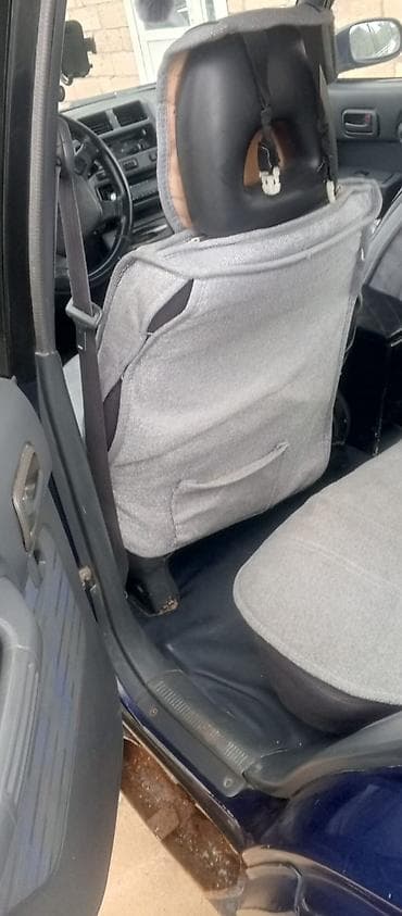 mapet satilir: Toyota RAV4: 2 l | 1995 il Krossover — 9