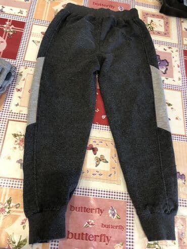 детская школьная одежда: 5-7 yasha geyimler,yaxshi veziyyetde,hem shalvar hem koynekler — 11