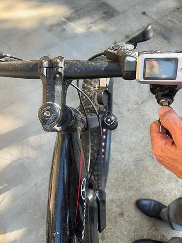 Elektrik velosipedlər: İşlənmiş Elektrik velosipedi 26", sürətlərin sayı: 12, 500-750 Vt, Ünvandan götürmə — 2