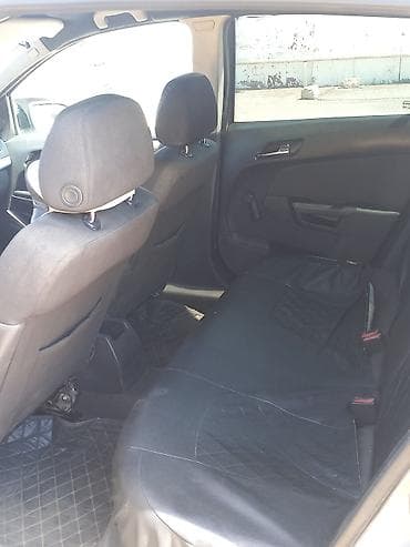 Nəqliyyat: Opel Astra: 1.3 l | 2006 il 245000 km Hetçbek — 9