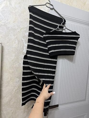 qizil dest: Triko model bedene oturan dest standart olcudu. 70e alinib tezedi — 2