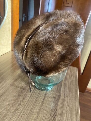 Norka papaq. Natural. Qadın üçün. Rusyadan gelib. 2-3 defe istifade