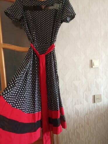 Bircə saat geyilib, endirim var, çox gözəl görünüşlü rahat dondur