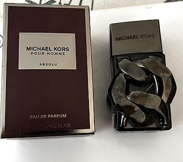 Ətir Michael kors orginaldır adoredən alınıb qiyməti 150-200 azndır