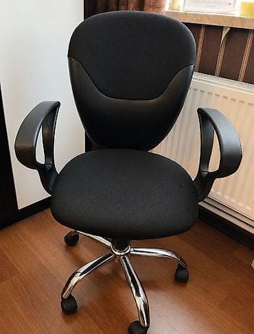 berber mebel: Erqonomik ofis kreslosu – qara rəng - Yumşaq, nəfəsalan parça — 1