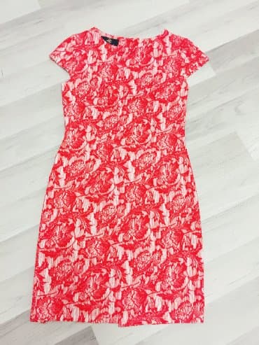 hicab geyimləri: Don. 42-4razmer 45 manata alınıb 2 dəfə toya geyinilib. Əla — 1