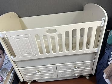 bord: Oğlan və qız üçün, Yeni, Dördbucaq, Beşik, Dəstsiz, Matras ilə, Yellənmə mexanizmsiz — 1