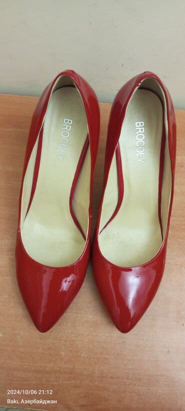 4xl nece razmerdi: Tuflilər, Ölçü: 39, rəng - Qırmızı, İşlənmiş — 4