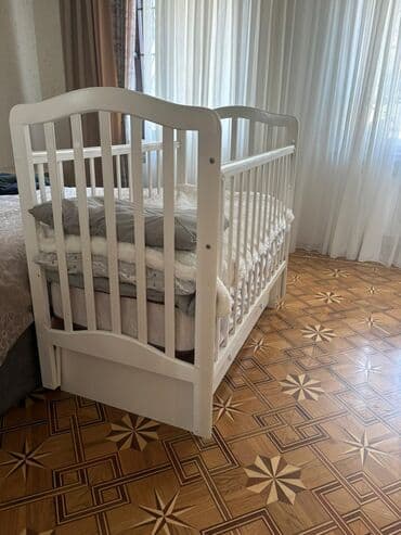 Детская мебель: Для девочки и мальчика, Четырехугольная, Колыбель, Без бортиков, С матрасом, Без механизма качания — 3