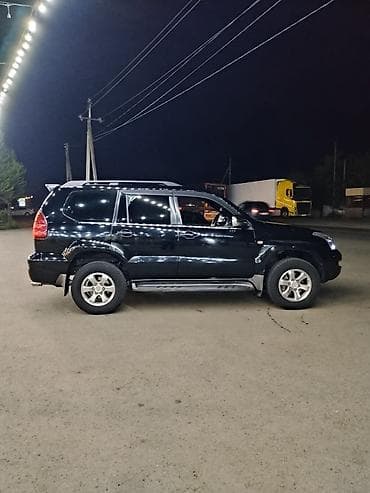Salon: Toyota Land Cruiser Prado salonu - Geniş və rahat salon,7yerlik - — 8
