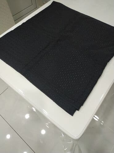 Mücrülər: Qedimi gozel xirda naxisli parca Tezedir Olcu uzunu 4 metr Eni 90 — 2