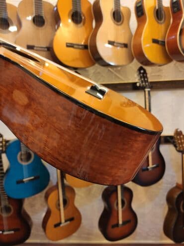 gitar klasik: Klassik gitara valencia vc 264 h üst:sitka spruce qol: ebonized — 4