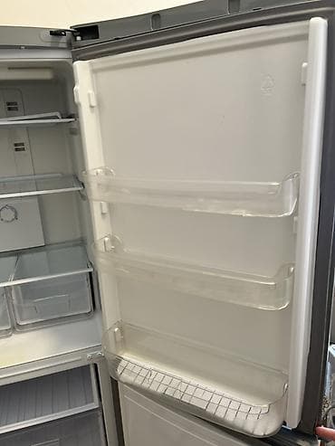 vitrin xolodilnik: (İNDESİT) markasıdı ustads olmayıb herşeyi işlek vezyetdedi real — 4