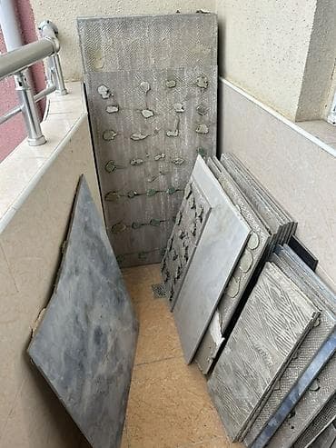 Bərkidici məhsullar: Hindistan istehsalı keramogranit göy rəngdə. Cəmi 10 kvadratdı, 7.2 — 3