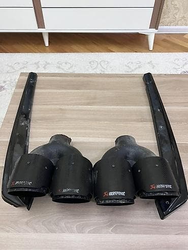 bmw x1: Akrapovič karbon uclu egzoz başlıqları (4 ədəd) və arxa difuzor — 3