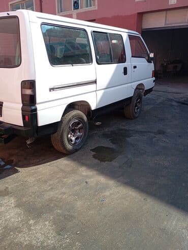 şlanqların satışı: Microcar : 2.5 l | Van/Minivan — 2