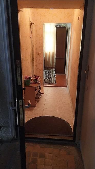 kristal abseron 2 kiraye evler: Satilir– 2 otaqlı mənzil Planlaşdırma və sahələr: - Daxilə girişdə — 1