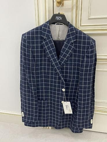 duyməli: Kişi üçün şık gödəkçə/bleyzerlər kolleksiyası. - Modellər: - Boz — 2