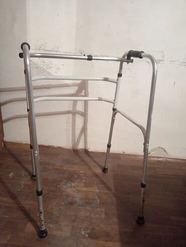 Tibbi geyim: Tibbi gəzinti çərçivəsi (walker) - Yüngül və möhkəm alüminium — 2