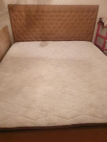 parca satisi: İki nəfərlik çarpayı və üstündə ortopedik matras ve matrasqoruyucuda — 1