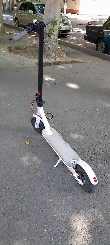 moto elektrik: İşlənmiş Elektrik samokat 9", 351 - 500 Vt, 26 - 35 km/s, Ünvandan götürmə, Ödənişli çatdırılma — 1