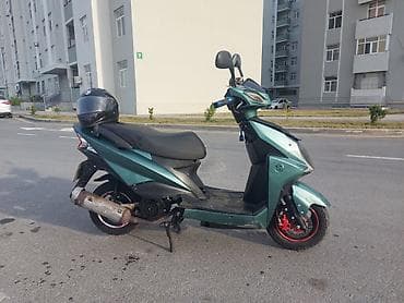 Mopedlər,skuterlər — 2