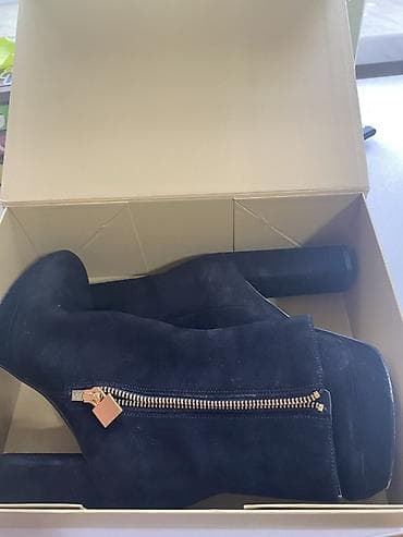 qadin bot: Michael Kors “Frenchie Platform” qadın botları - Model: Frenchie — 3