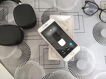 iphone 8 plus qiymet: IPhone 8 Plus — 3