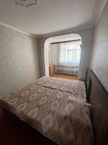 şəhər bağları mənzil satılır: Bakı, 3 otaqlı, Köhnə tikili, m. Xalqlar Dostluğu, 100 kv. m — 7