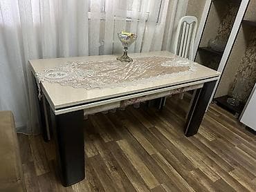 Yemək otağı üçün mebel dəsti Tərkib: - Geniş yemək masası: parlaq bej