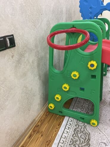 Audi: Uşaq oyun komplekti – sürüşkən + yelləncək + basketbol halqası + mini — 1