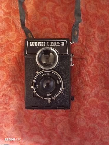 Lubitel 166B orta format TLR plyonka fotoaparatı - Tip: İkiobyektivli