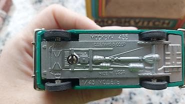 SSRİ istehsalı kolleksiya modeli – Moskvitch 433 (1:43)Kolleksiyaçılar — 4