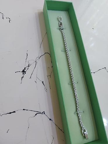 Şəxsi əşyalar: Bilərzik, Swarovski — 4
