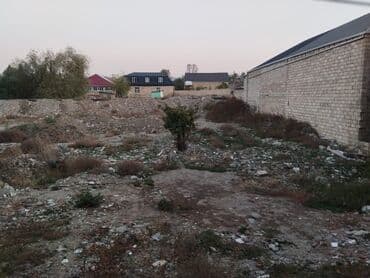 savalanda satdıq həyət evləri: Həyət evi satılır. - Daş tikili, birmərtəbəli. Ön və arxa hissədə — 5