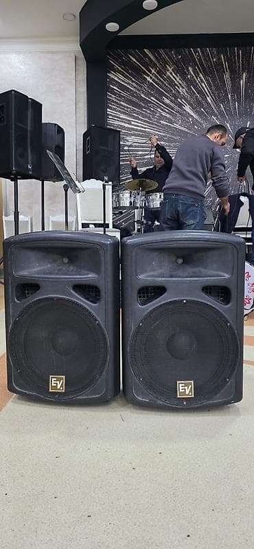 vifi gucləndirici: Məhsul: Səhnə/profesional səs gücləndirmə dəsti Tərkib: - 2 ədəd EV — 4