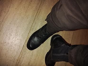 qış botinkaları: Salam təcili satılır asaqi yeri olacaq Qara dəri hərbi — 2