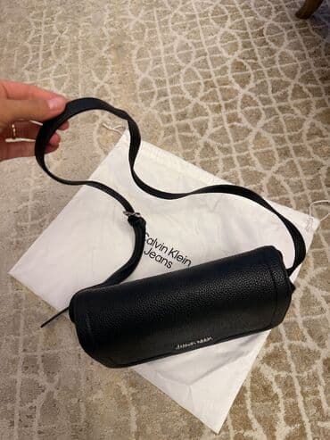 Zərgərlik əşyaları: Çiyin çantası, Calvin Klein, İşlənmiş — 5